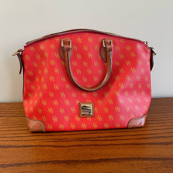 Dooney & Bourke Red Satchel Hand Bag Womens Medium Domed Purse - Picture 1 of 17